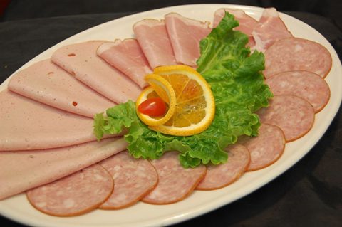Assorted Meat Plate: 3 Kind of cold cut.