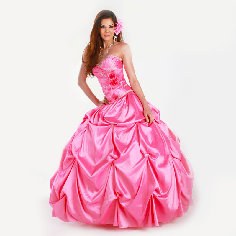 Choosing the Perfect Quinceanera Dress